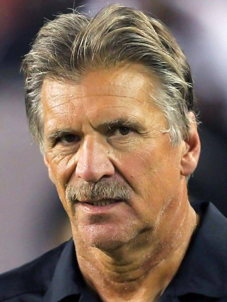 Shockwaves in Chicago: Dave Wannstedt Returns to the Bears with Fiery Mission to Reignite a Legacy and Restore the Roar