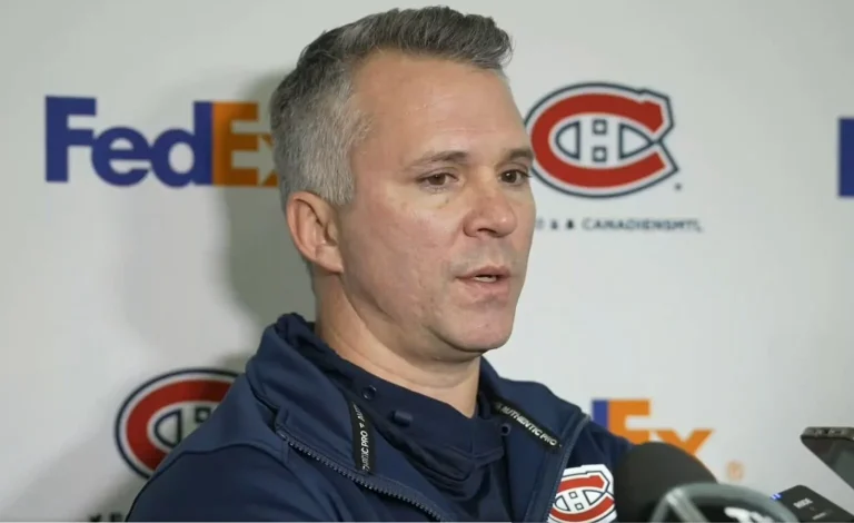 TOUCH DOWN FEW MINUTE AGO: Montreal Canadians head coach Martin St. Louis officially announced its departure, following NFL proposal as the head coach of New….see more