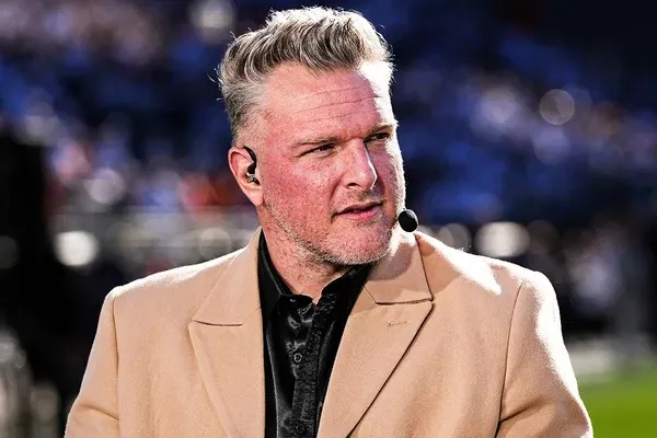 Pat McAfee Takes a Bold Stand Against the NFL’s Media Machine After George Kittle’s 49ers Extension, Calling Out Modern Sports Journalism With a Blunt and Unfiltered Message That’s Stirring Debate Across the League…. Read more