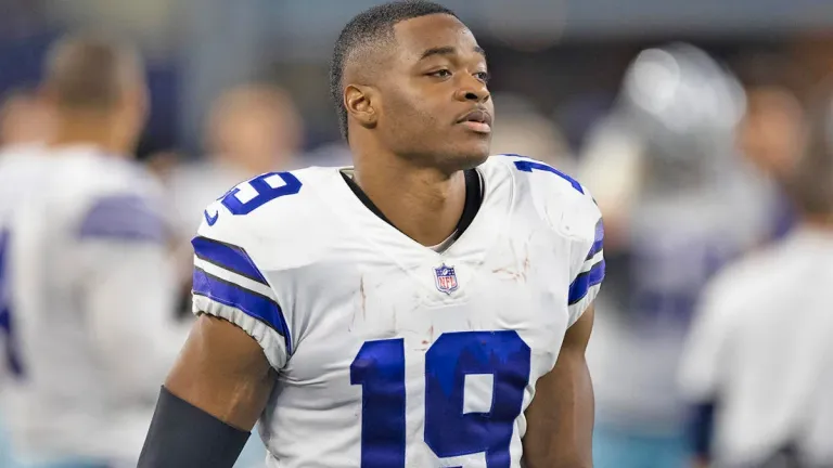 JUST IN: “Feels good to be back home” says former wide receiver Amari Cooper, As he officially opted-out of his current contract with the Buffalo Bills and have re-united with former club Dallas Cowboys to a two-years contract, announced by head coach Brian Schottenheimer minutes ago…rate this reunion from 1-10
