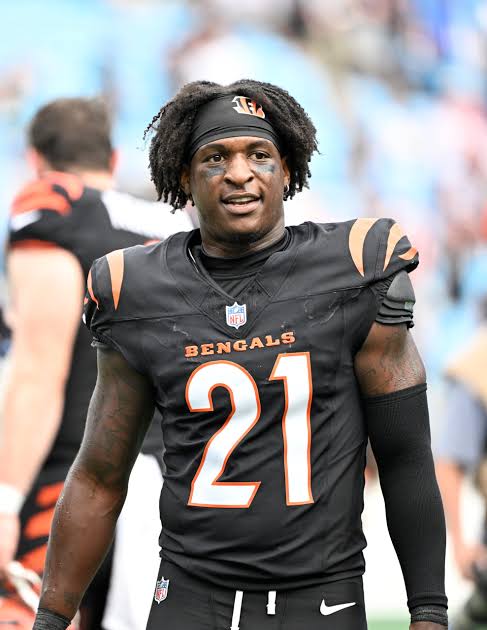 Panthers Make Massive Splash in Free Agency: Carolina Sign $24 Million Free Agent, Ushering in a New Era of Excellence