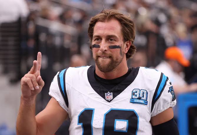 DONE DEAL: In order to bolster the wideout department, The Chicago Bears officially confirm the blockbuster trading of Carolina Panthers fans favorite wide receiver Adam Thielen, According to ESPN, Adam Thielen have inked a four years lucrative contract with the Chicago Bears after opting…read more……