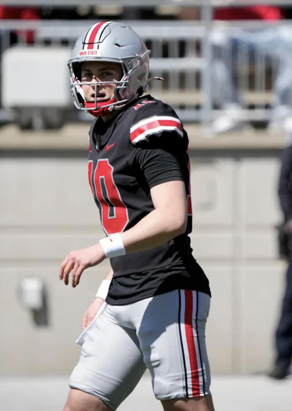 Ohio State Buckeyes New QB Julian Sayin Faces Early Test Against Texas But Has Talent To Make Them Real Title Contenders