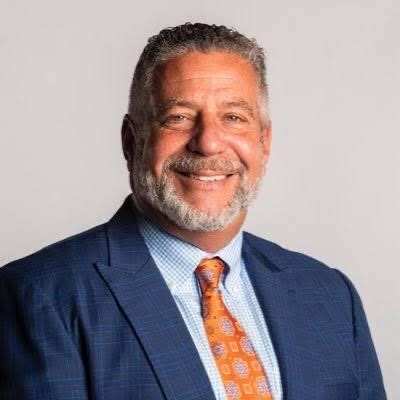 BREAKING: Bruce Pearls Crowned 2025 College Basketball’s Philanthropy Icon—Honored for Life-Changing Impact, Humanitarian Efforts, and Generous Spirit Through the Bruce Pearls Family Foundation’s Remarkable Community Work…