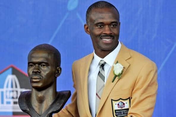 Big news from Indy! ️ Pro Football Hall of Famers and Colts legends Marvin Harrison and Robert Mathis have announced a multi-million dollar endowment to support the Indianapolis Colts’ youth development initiatives. This powerful gesture not only invests in the future of football—it strengthens their….