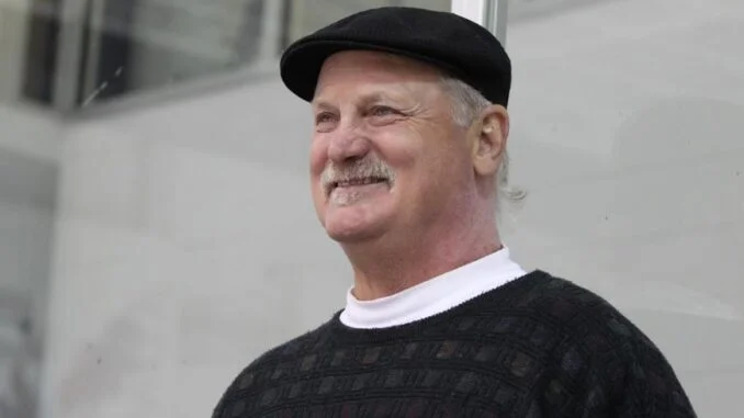 n an awe-inspiring act of generosity that has sent waves of excitement through the organization and its fervent fanbase, Washington Capitals legend and Hockey Hall of Famer Rod Langway has made a monumental donation of two custom luxury buses