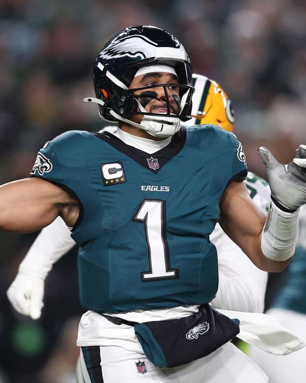 BREAKING NEWS Eagles Part Ways With Rookie WR Just 2 Days After Signing Him