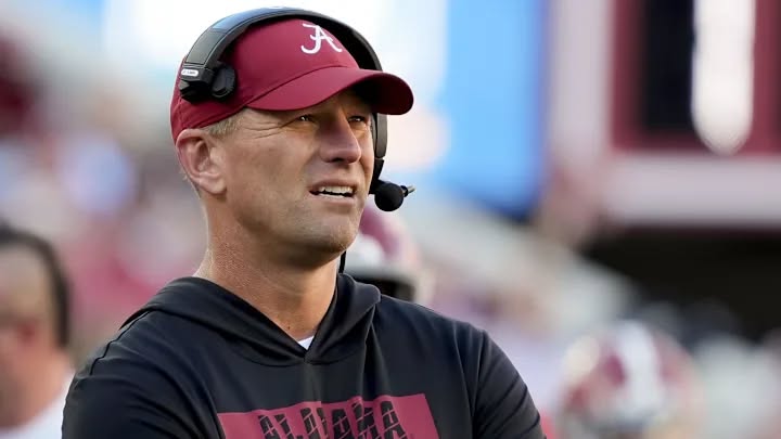 5-Star Recruit Anthony Jones Chooses Oregon Ducks Over Alabama and Texas A&M: A Game-Changer in College Football.