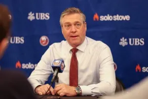 Le verdict est tombé concernant Patrick Roy alors que les Islanders complètent un remaniement majeur du personnel…