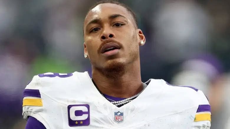 BLOCKBUSTER IN THE NORTH: Lions Stun NFL by Ousting Justin Jefferson, Acquiring Pro Bowl Edge Rusher in….read more