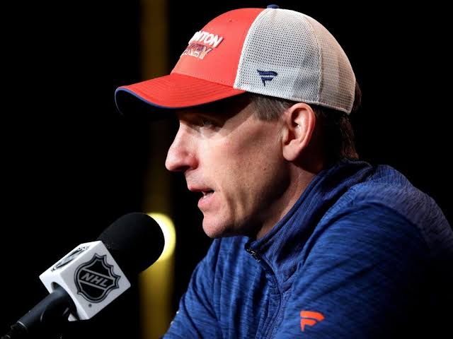 UNBELIEVABLE: Edmonton Oilers Head Coach Reportedly Turns Down $100 Million NHL Offer. reports have emerged suggesting the Edmonton Oilers’ head coach Kris Knoblauch turned down a staggering $100 million offer—a deal that would have made him the highest-paid coach in NHL history by a wide margin…..