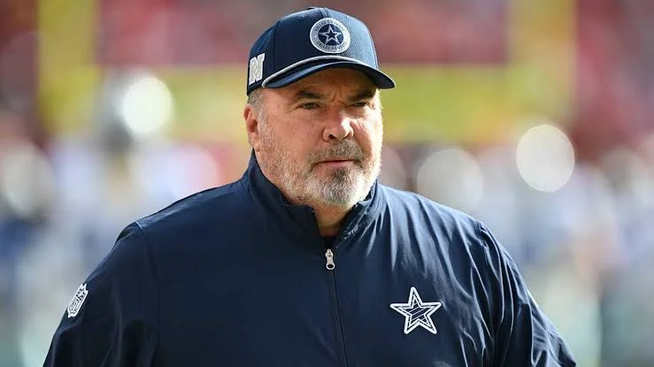 BREAKING NEWS: Excitement Hit Great  AT&T Stadium as former Head Dallas cowboys legend Mike McCarthy has Returned to His former team as a senior coaching…..see more    