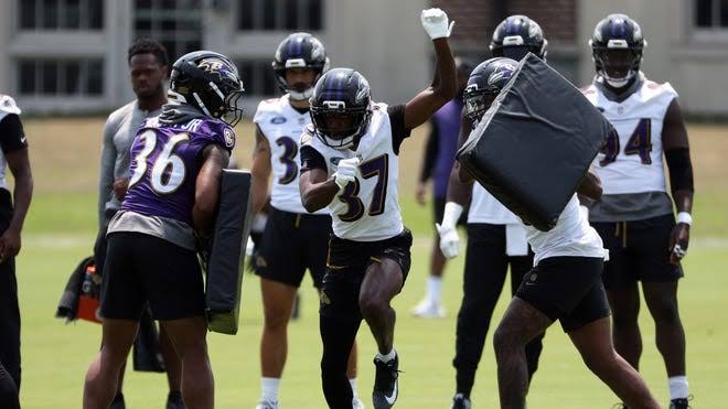 Breaking: Ravens starter forced out of practice after throwing punches vs. Colts