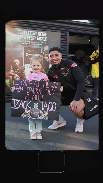 Heartwarming Encounter: Izack Tago Shares a Special Moment with Young Fan Who Traveled from Central Queensland to Meet Her Hero — A Life-Changing Experience That Turned a Dream into Reality and Highlighted the Powerful Connection Between the Penrith Panthers Star and His Youngest Supporters 🏉✨