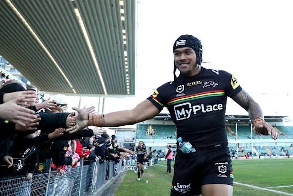 JUST IN: Details come to light after Penrith Panthers star backflipped on $3.2 million deal to join Bulldogs…